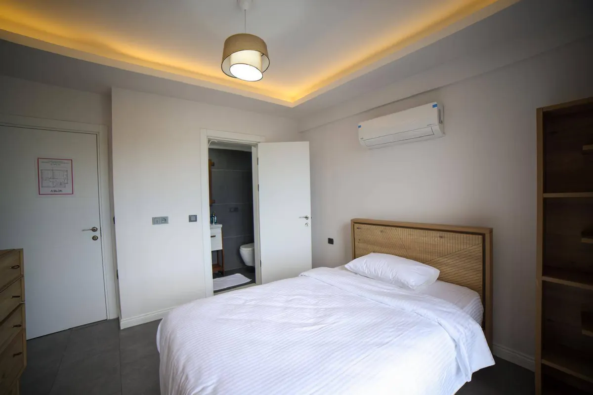 Beyaz Tera Suit — fotoğraf 18