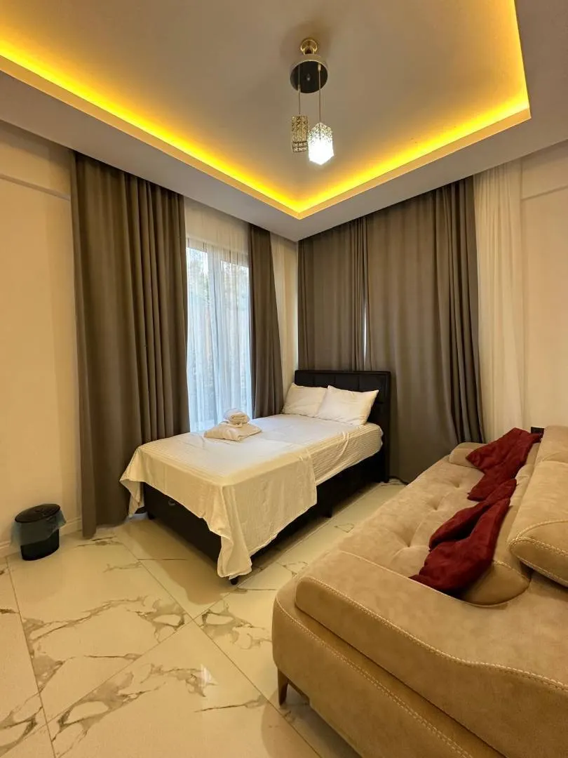 Beyaz Tera Suit — fotoğraf 12