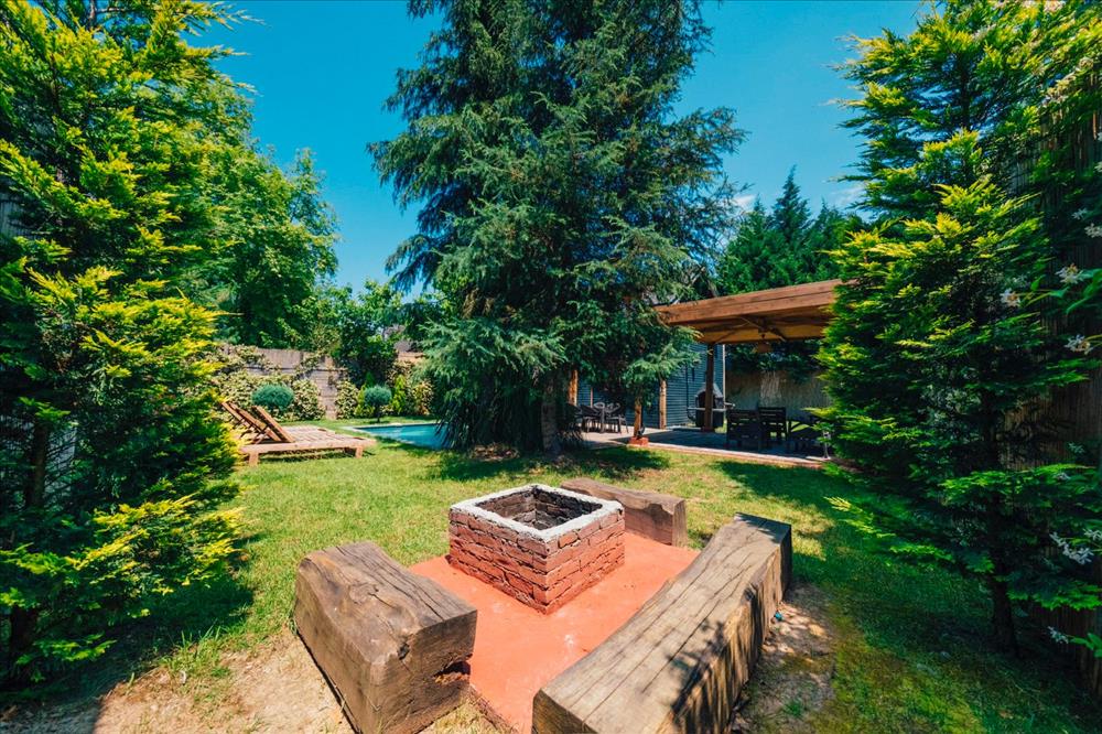 B300 Jakuzili Havuzlu Bungalov — fotoğraf 17