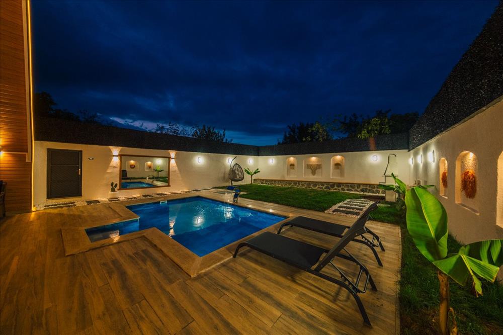 B323 Jakuzili Havuzlu Bungalov — fotoğraf 19
