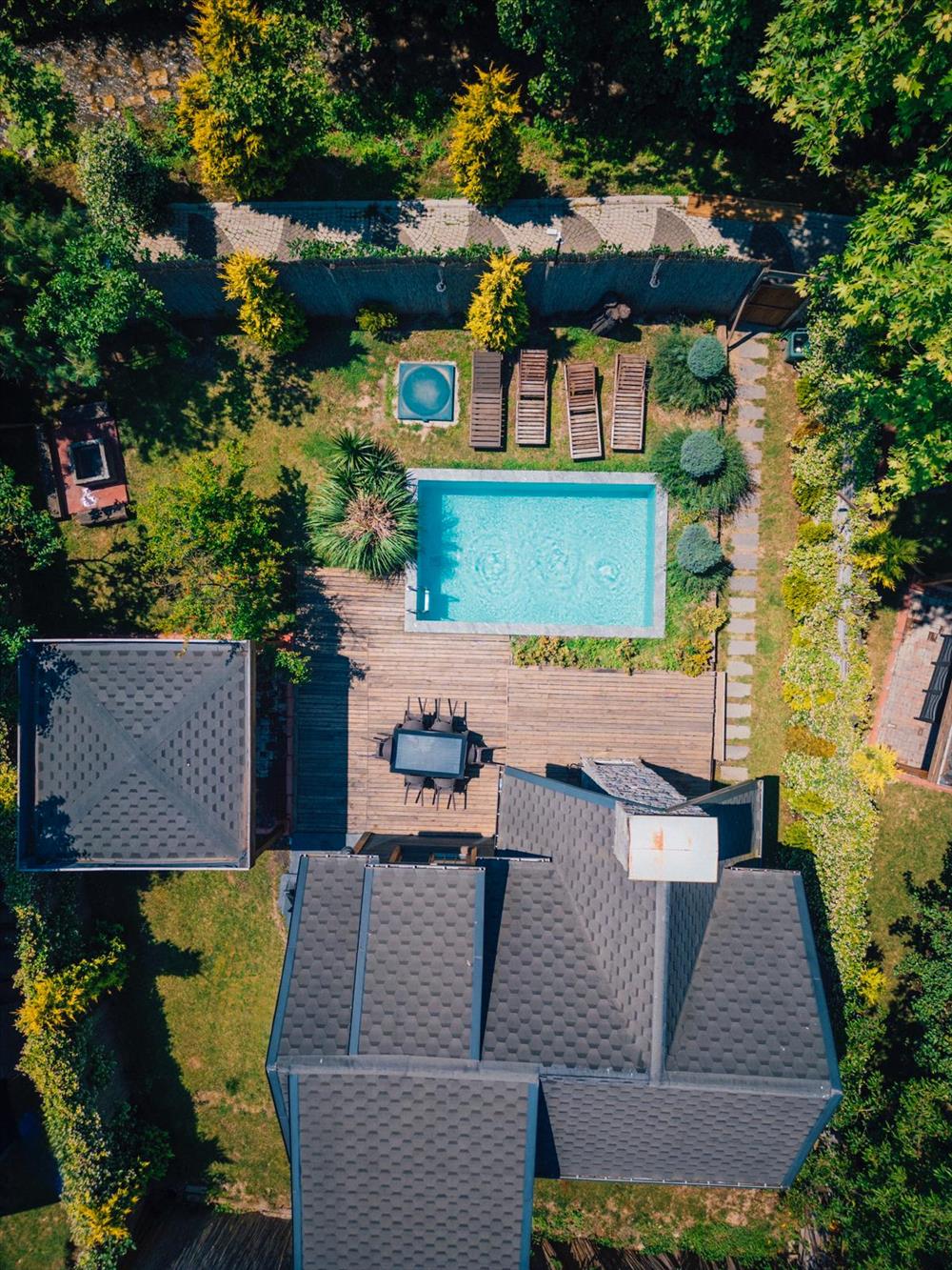 B300 Jakuzili Havuzlu Bungalov — fotoğraf 2