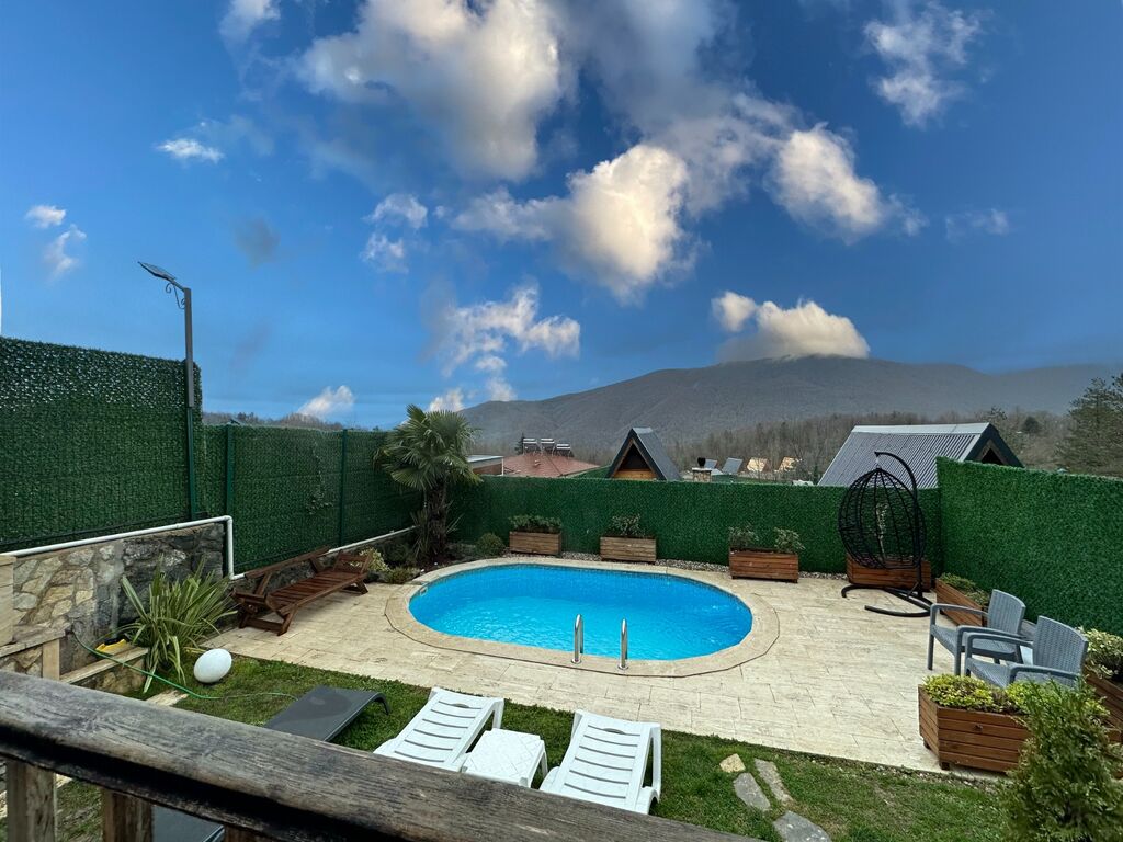 Mavera Havuzlu Bungalov — fotoğraf 3