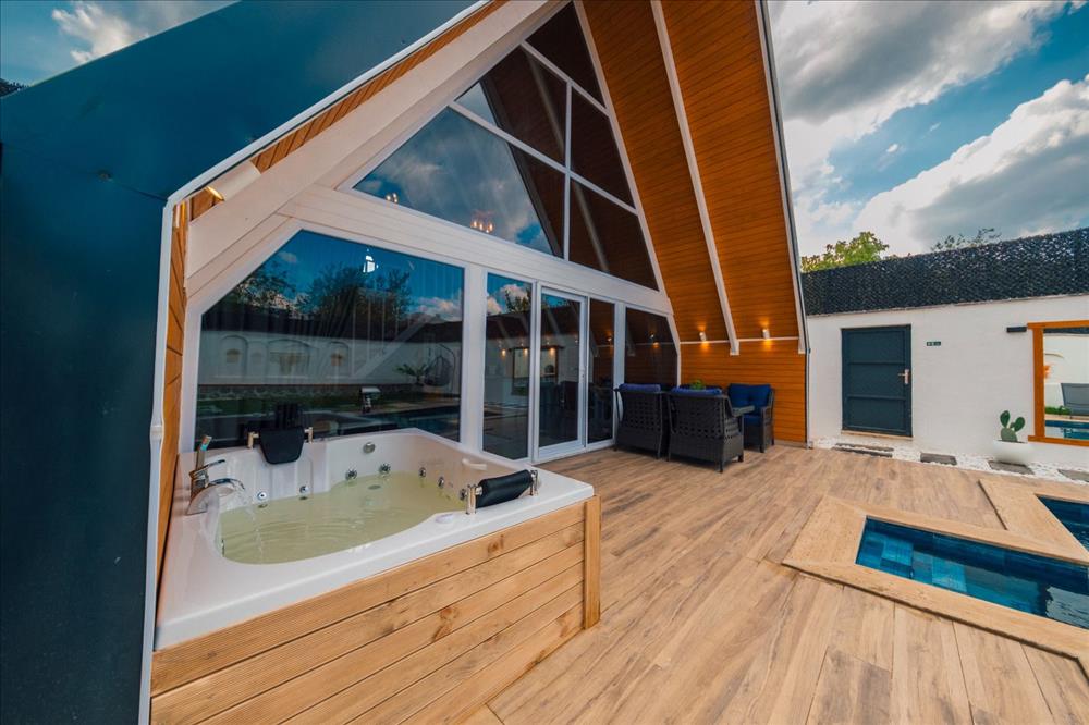 B323 Jakuzili Havuzlu Bungalov — fotoğraf 15