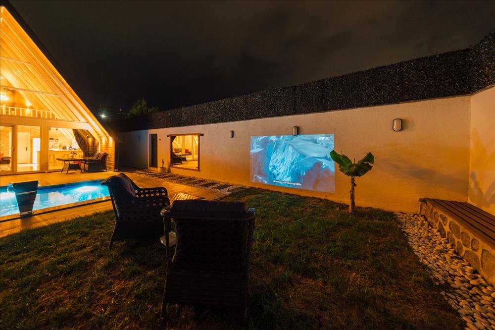B323 Jakuzili Havuzlu Bungalov — fotoğraf 2