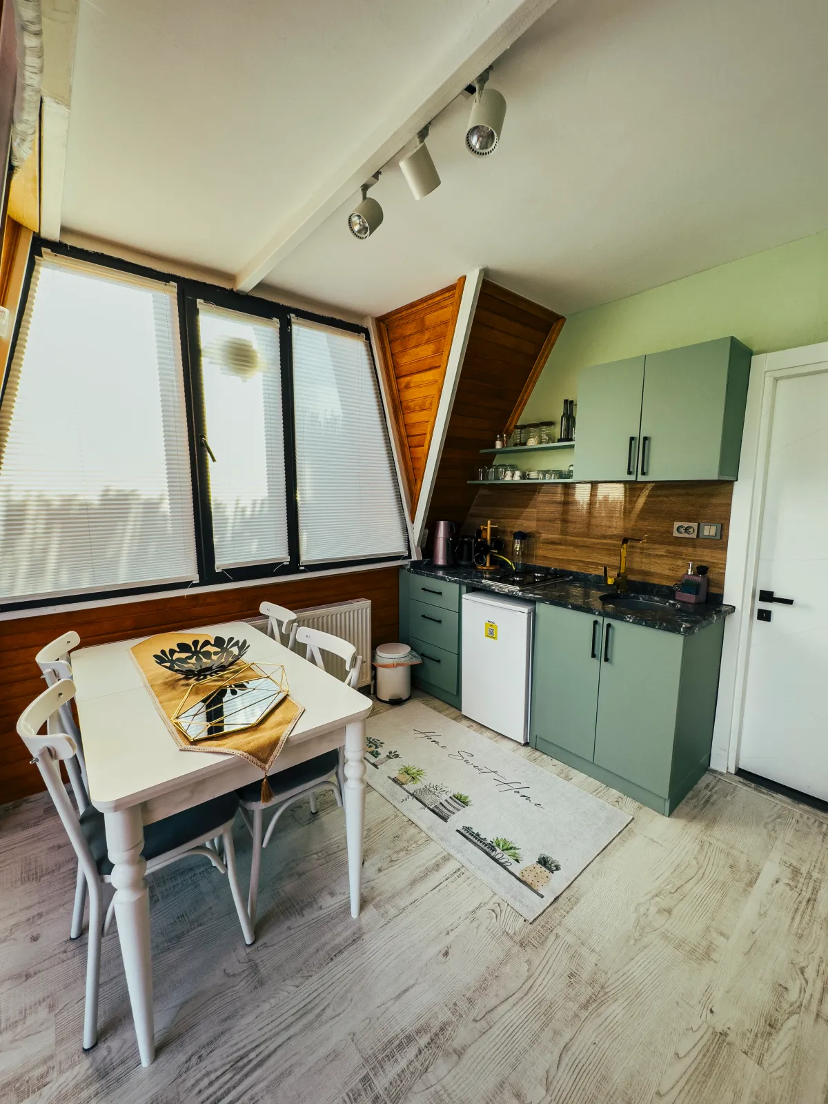 B178 Havuzlu Bungalov — fotoğraf 3