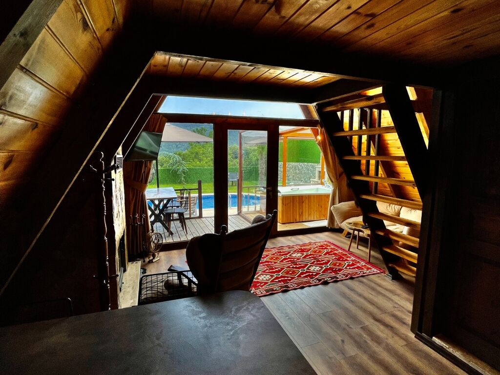 Mavera Bungalov Oval Havuzlu ve Jakuzili — fotoğraf 4